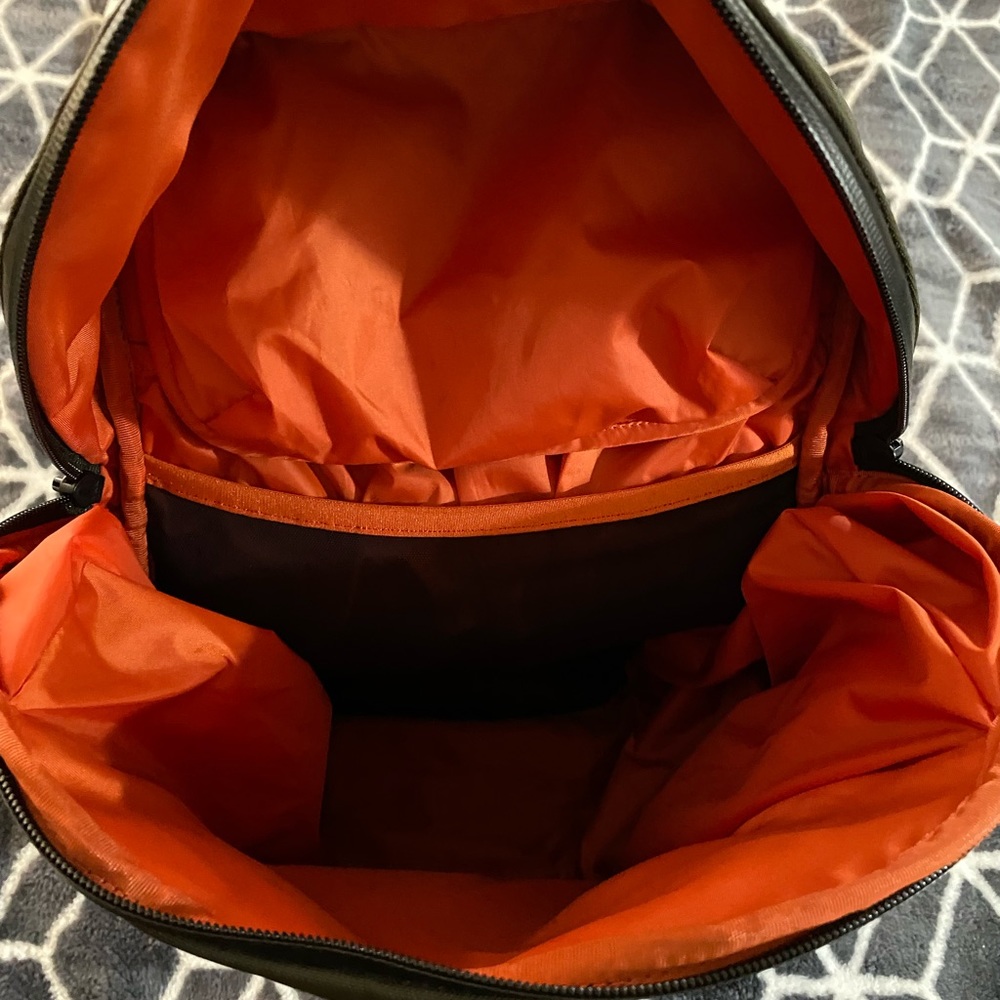 Lululemon backpack - Picture 4 of 5